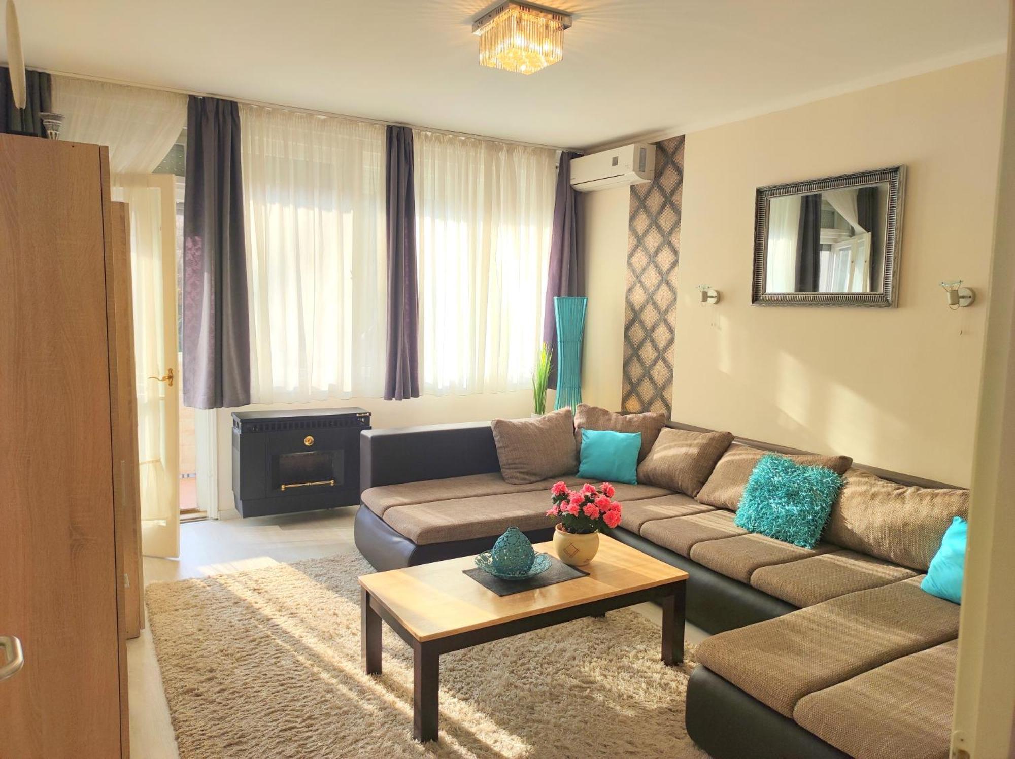 Strandfuerdo Apartman Eger Luaran gambar