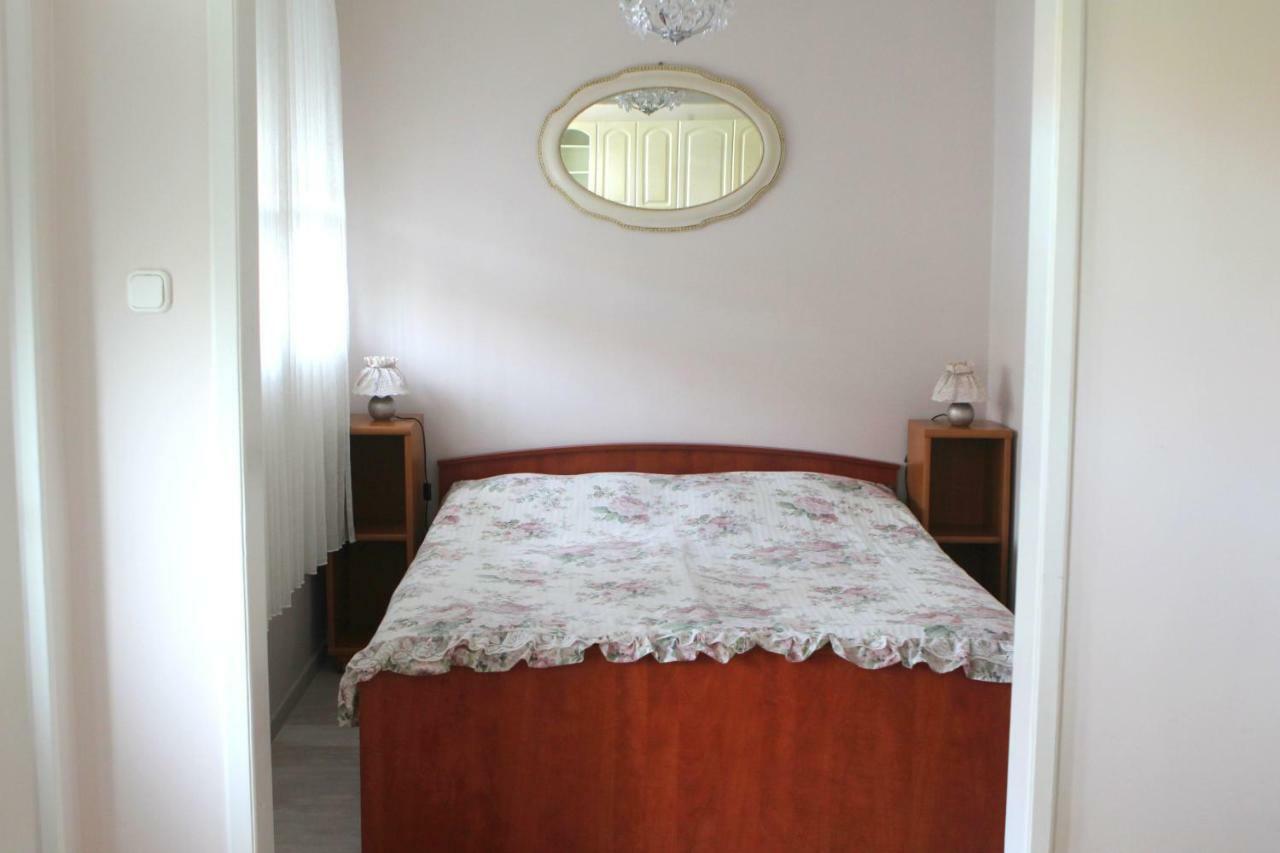 Strandfuerdo Apartman Eger Luaran gambar