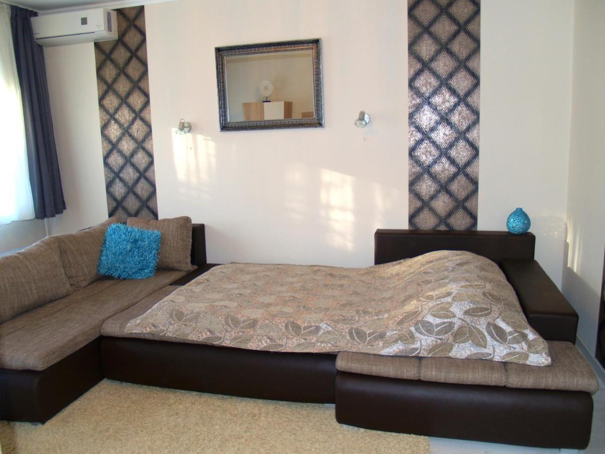 Strandfuerdo Apartman Eger Luaran gambar